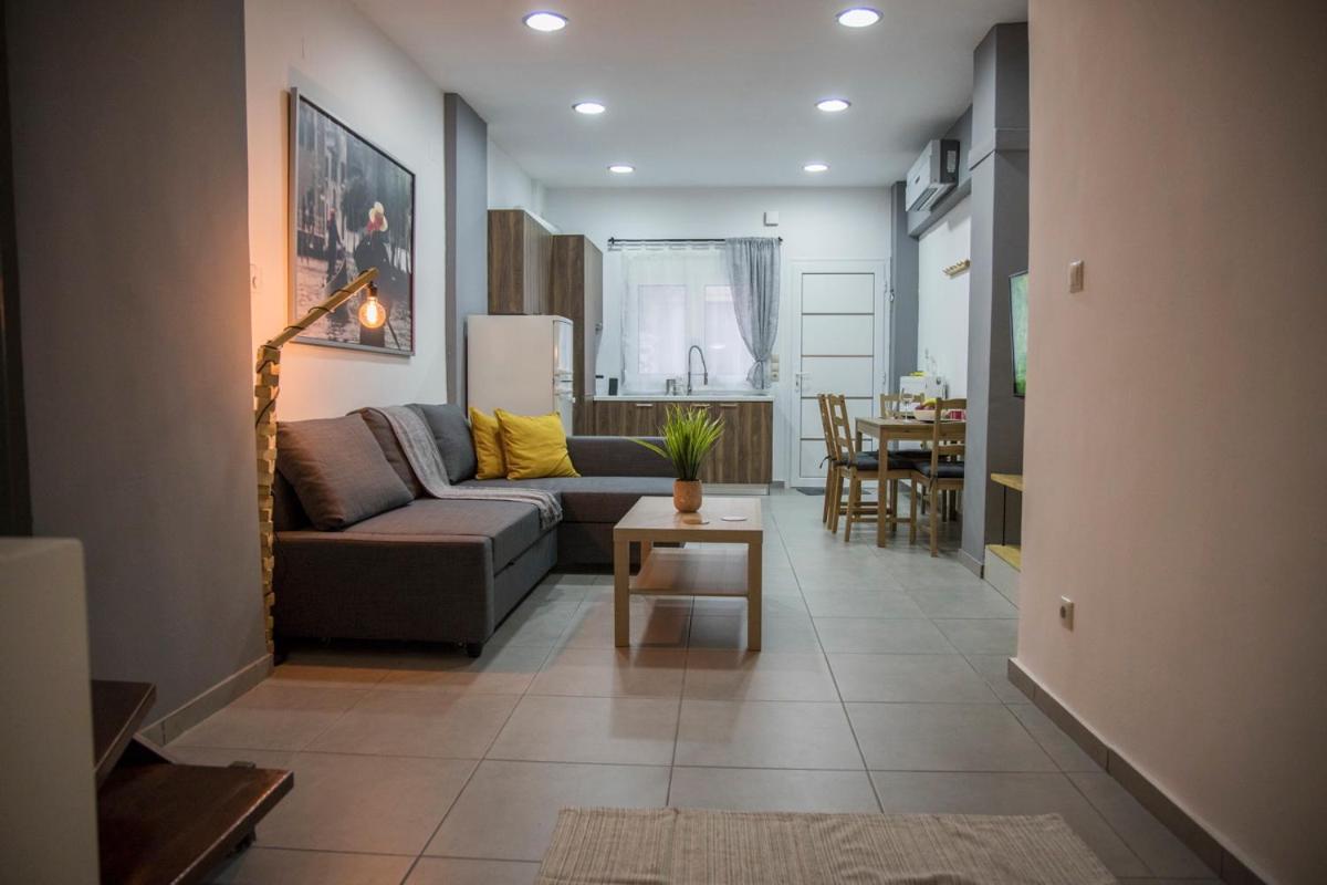 Billys House Apartamento Trikala  Exterior foto